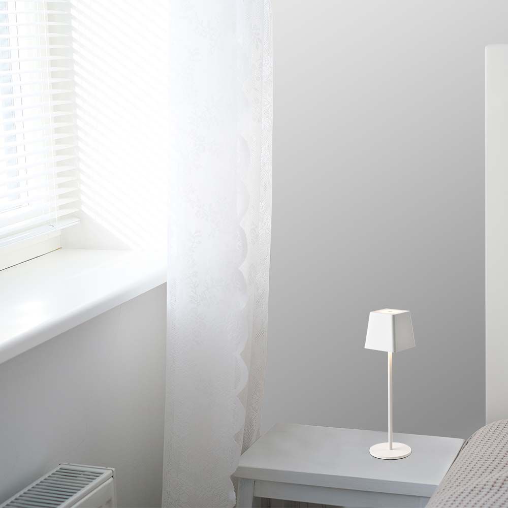 2W Table Lamp White Body IP54 3000K img 1