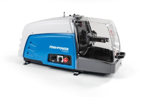 Finn-Power FS50 is a skiving machine that prepares hydraulic hoses for high demanding crimping. The machine is ergonomically designed for efficiency and ease of use. FS50 has adjustable tooling which saves in tool costs and maximizes productivity.