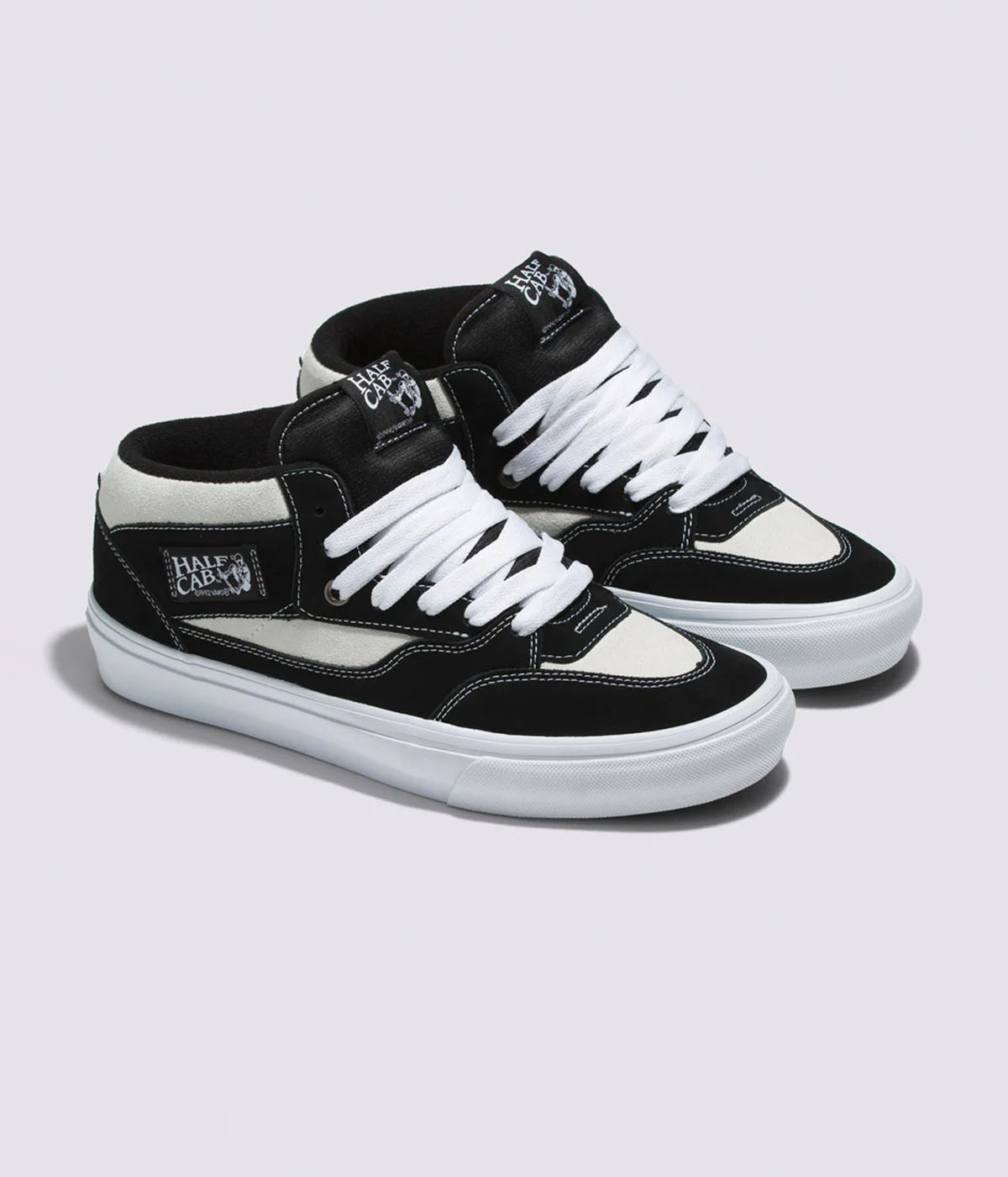 Vans - Skor Skate Half Cab '92 - Black/Marshmallow - EU 38.5