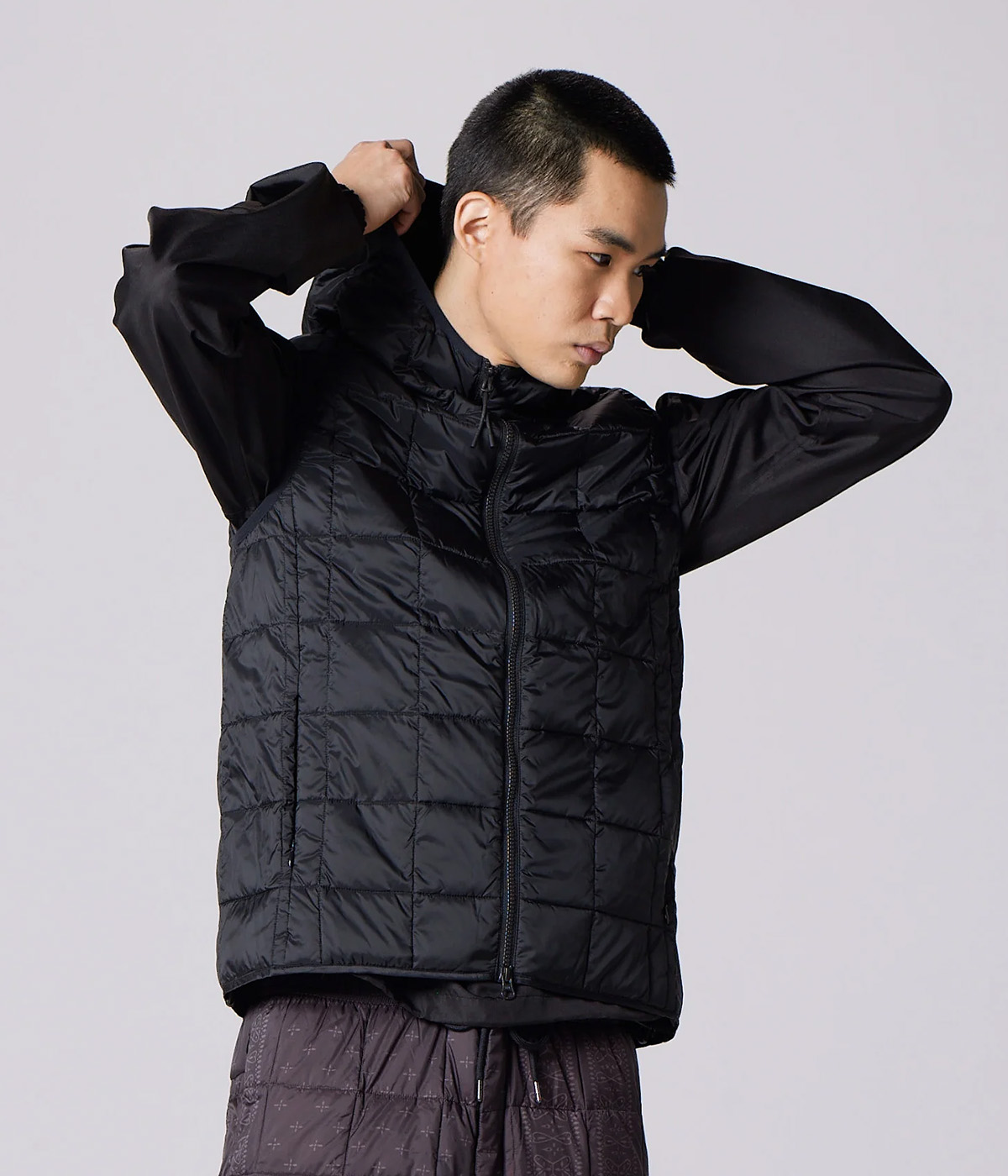 Taion Jacket Vest Hood WZip Down Black