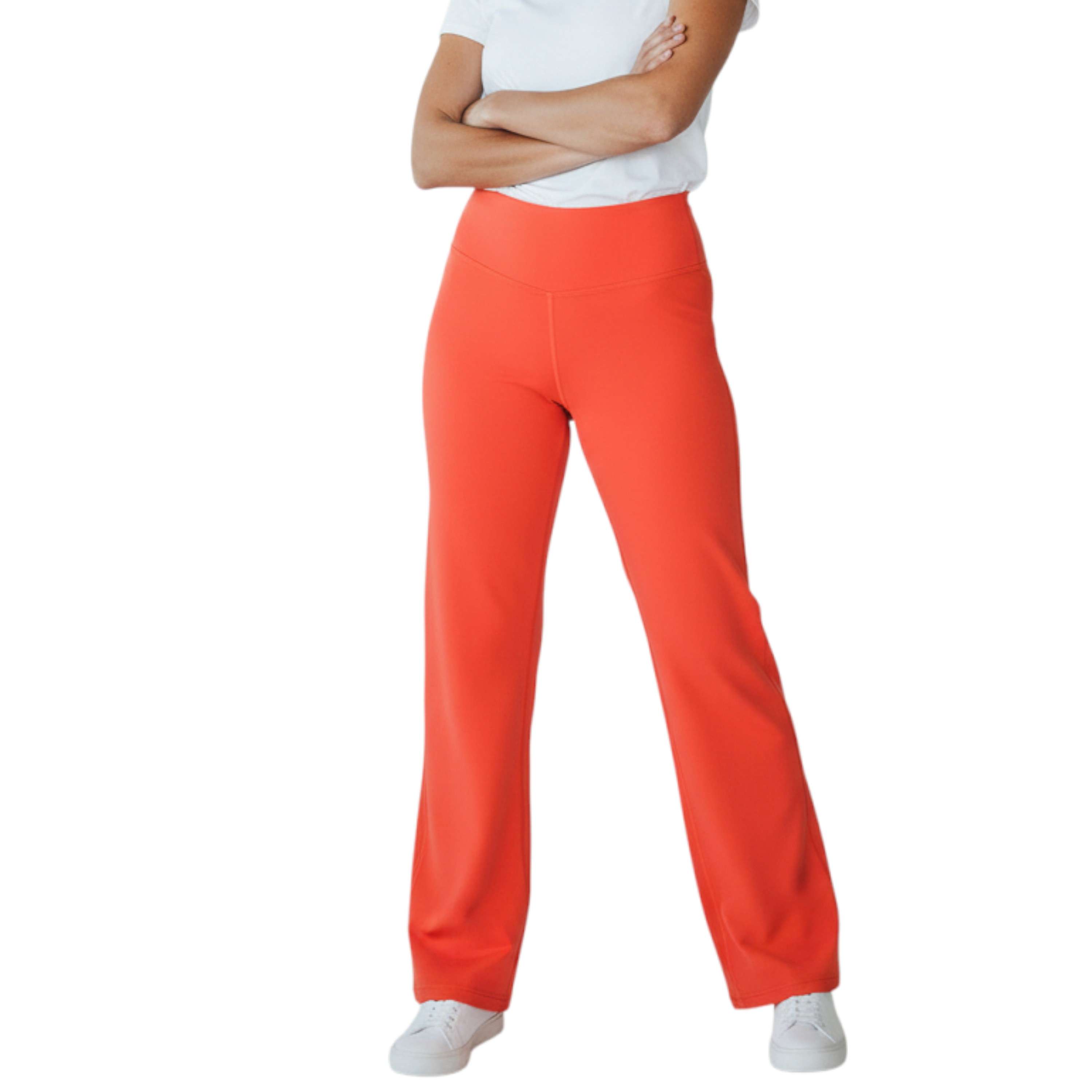 Pantalón de corte bota con tiro alto