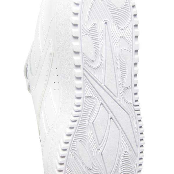 Inspirados en el legado de Reebok de los años 90, reinventan un estilo clásico de baloncesto con una parte superior de cuero suave. image number 6