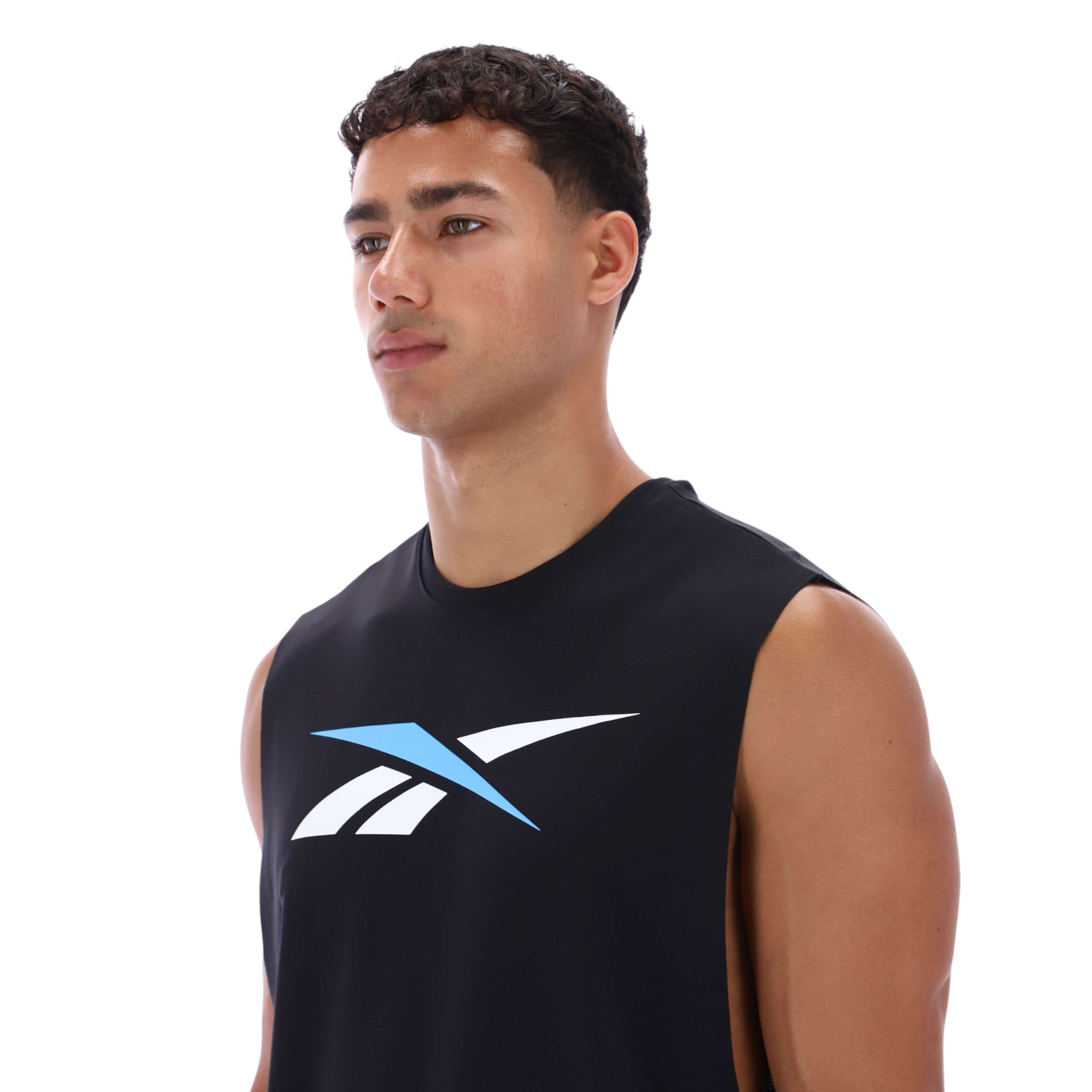 Tank top BB sin mangas image number 4