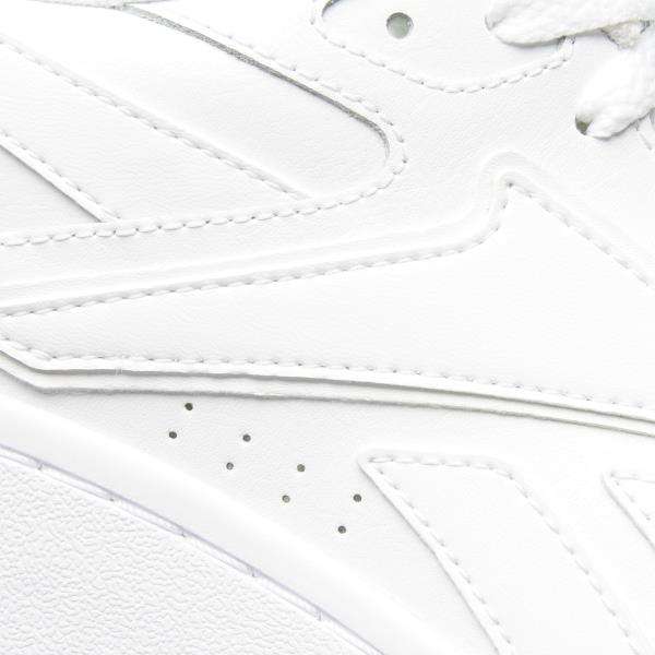 Inspirados en el legado de Reebok de los años 90, reinventan un estilo clásico de baloncesto con una parte superior de cuero suave. image number 4