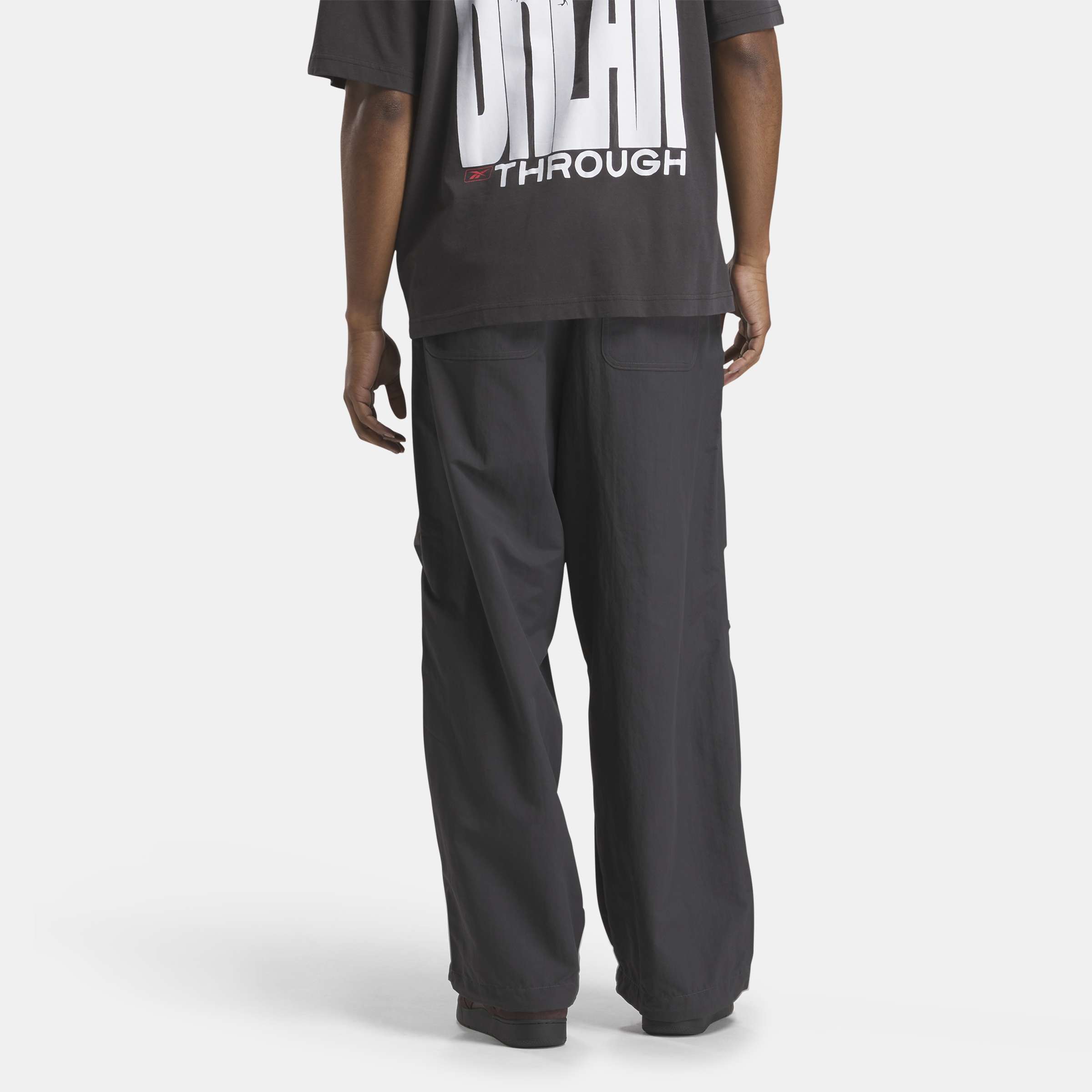Pantalón Track x OBEY image number 2