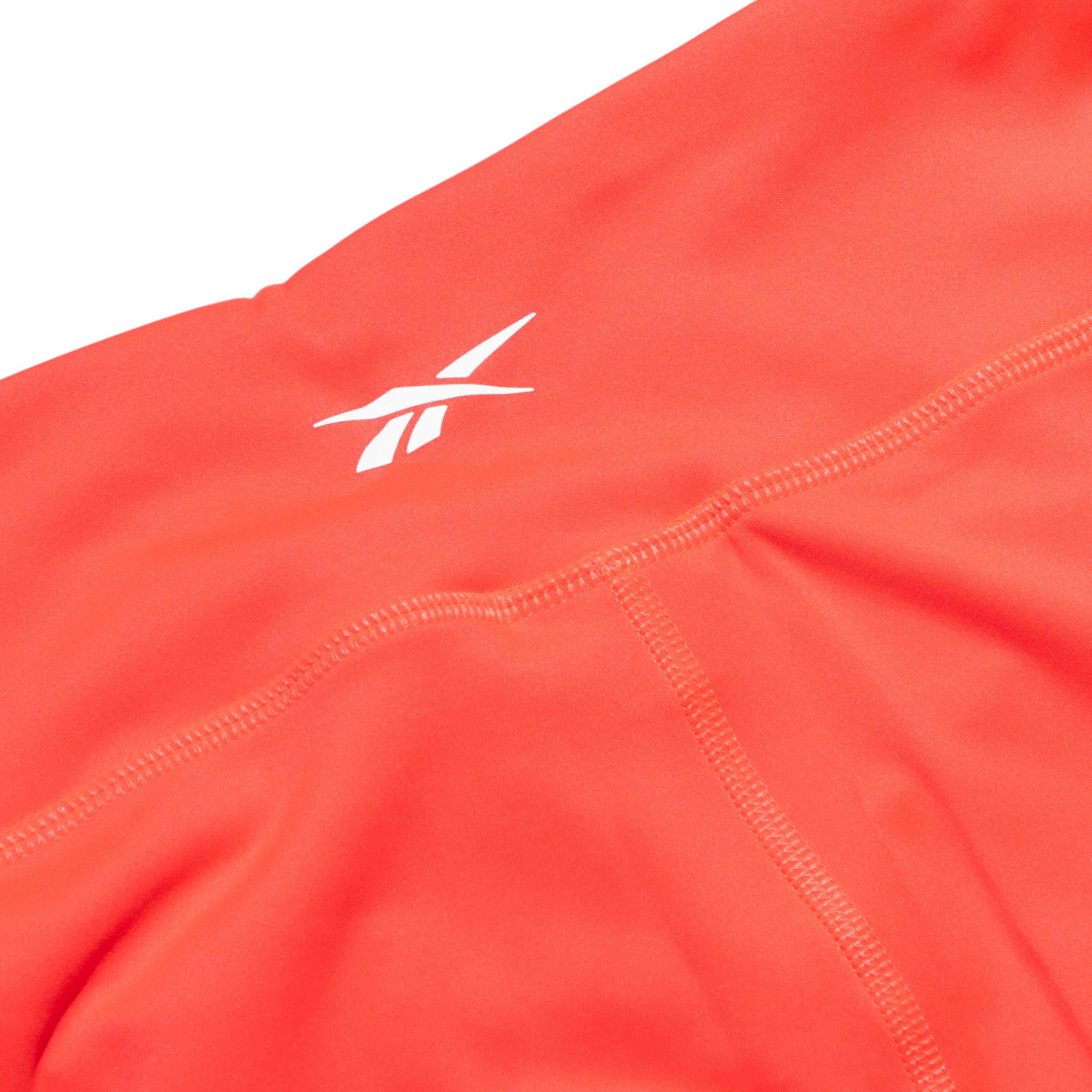 Pantalón de corte bota con tiro alto