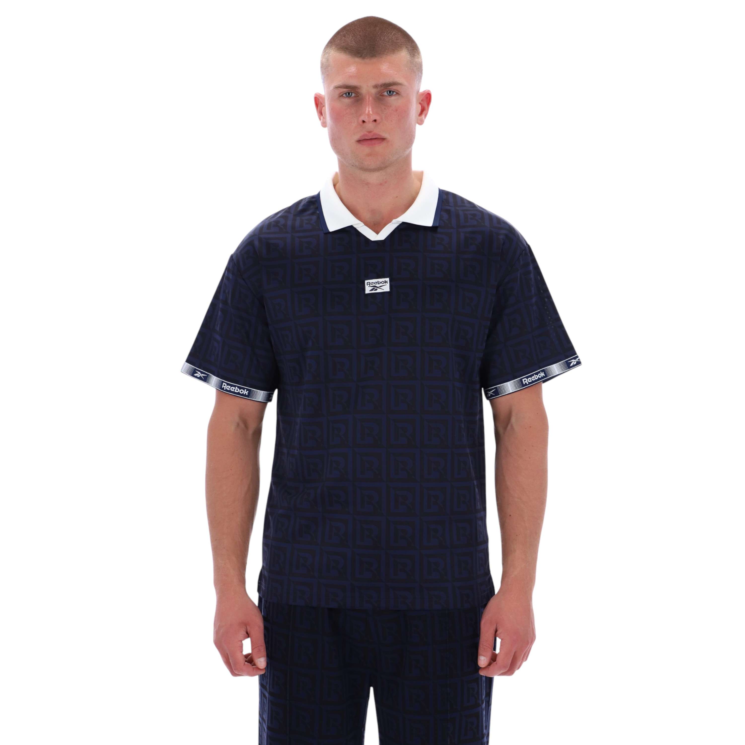 Polo de fútbol con monograma image number 4