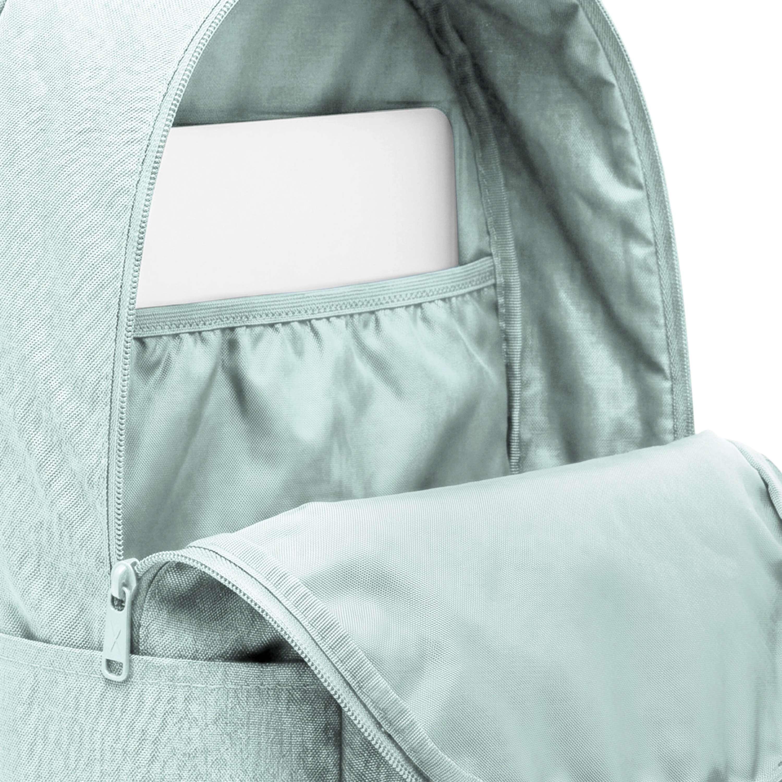 Mochila Classic image number 3