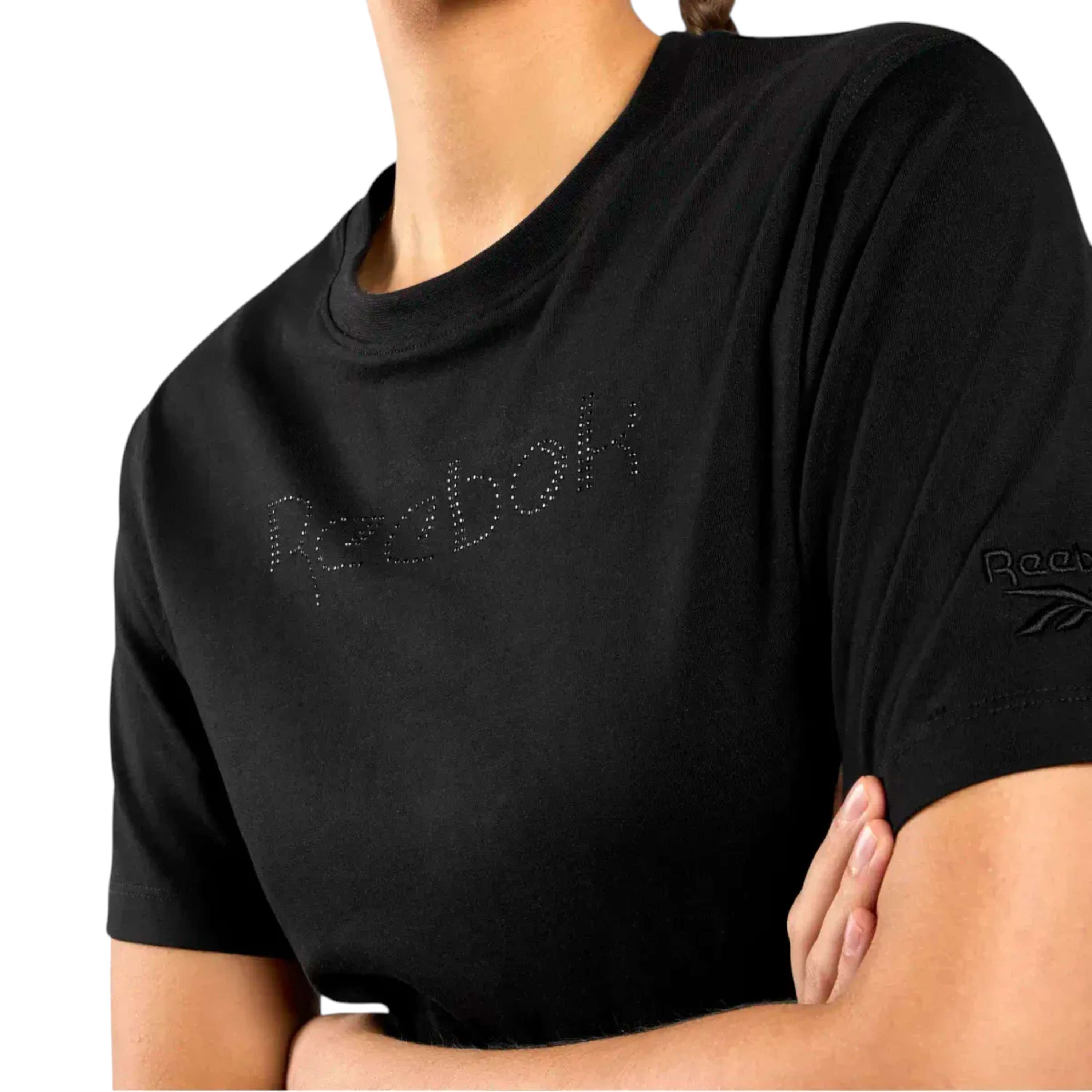 Playera Studded Logo T-Shirt image number 3