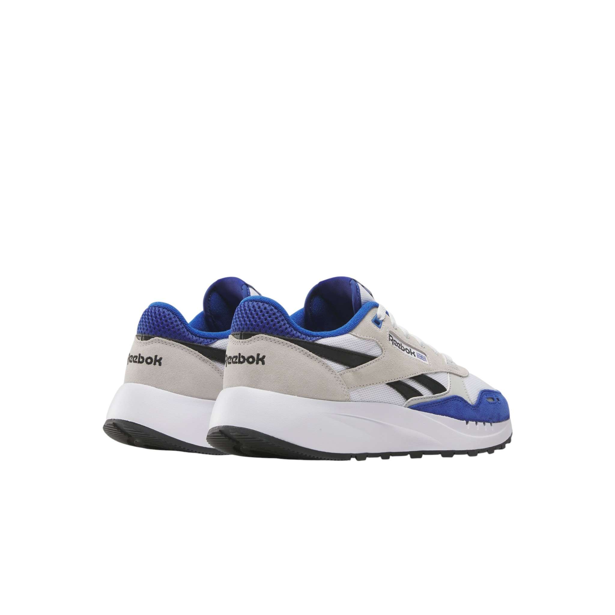 Tenis Classic Leather 2400 image number 1