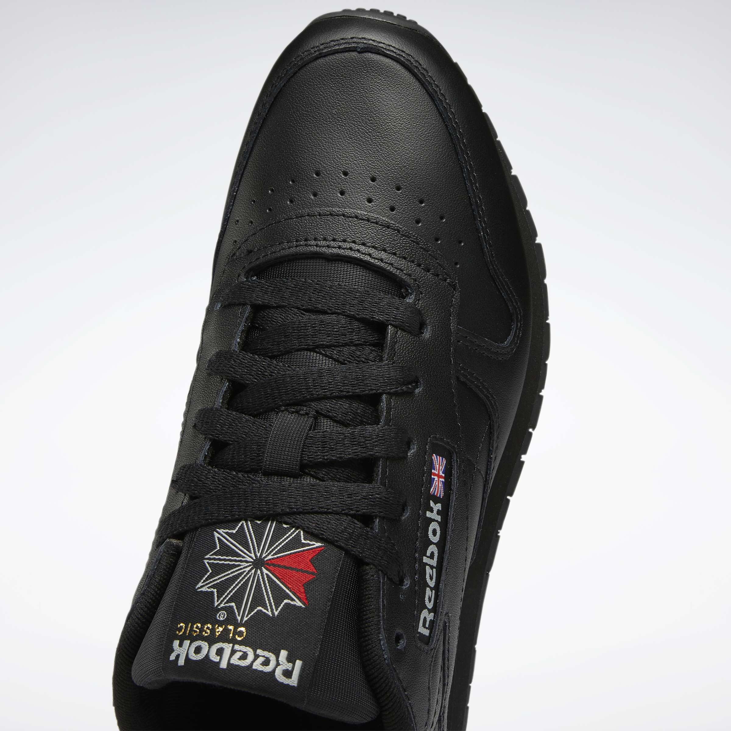 Un homenaje al estilo Reebok de principios del siglo XX. Estos tenis tienen un aire retro que combina a la perfección con tu vida moderna. image number 8