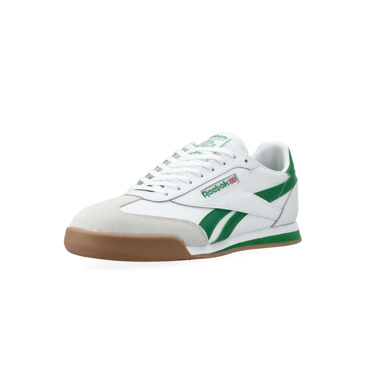 Inspirados en el fútbol vintage de los años 90, combinan una silueta elegante y colores clásicos con una puntera de gamuza y goma.