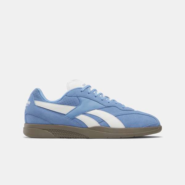 Tenis Hammer Street Una fiel recreación de los modelos de los años 90 y 2000, con una parte superior de cuero, puntera de gamuza y suela exterior texturizada.