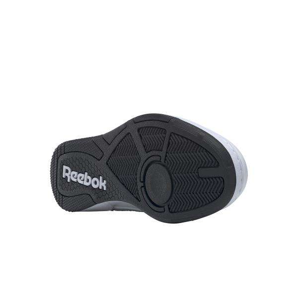 Siéntete como si hubieras encontrado un par de tenis Reebok antiguos en el sótano de alguien. Esa es la vibra de tus próximos BB 4000 II. image number 4