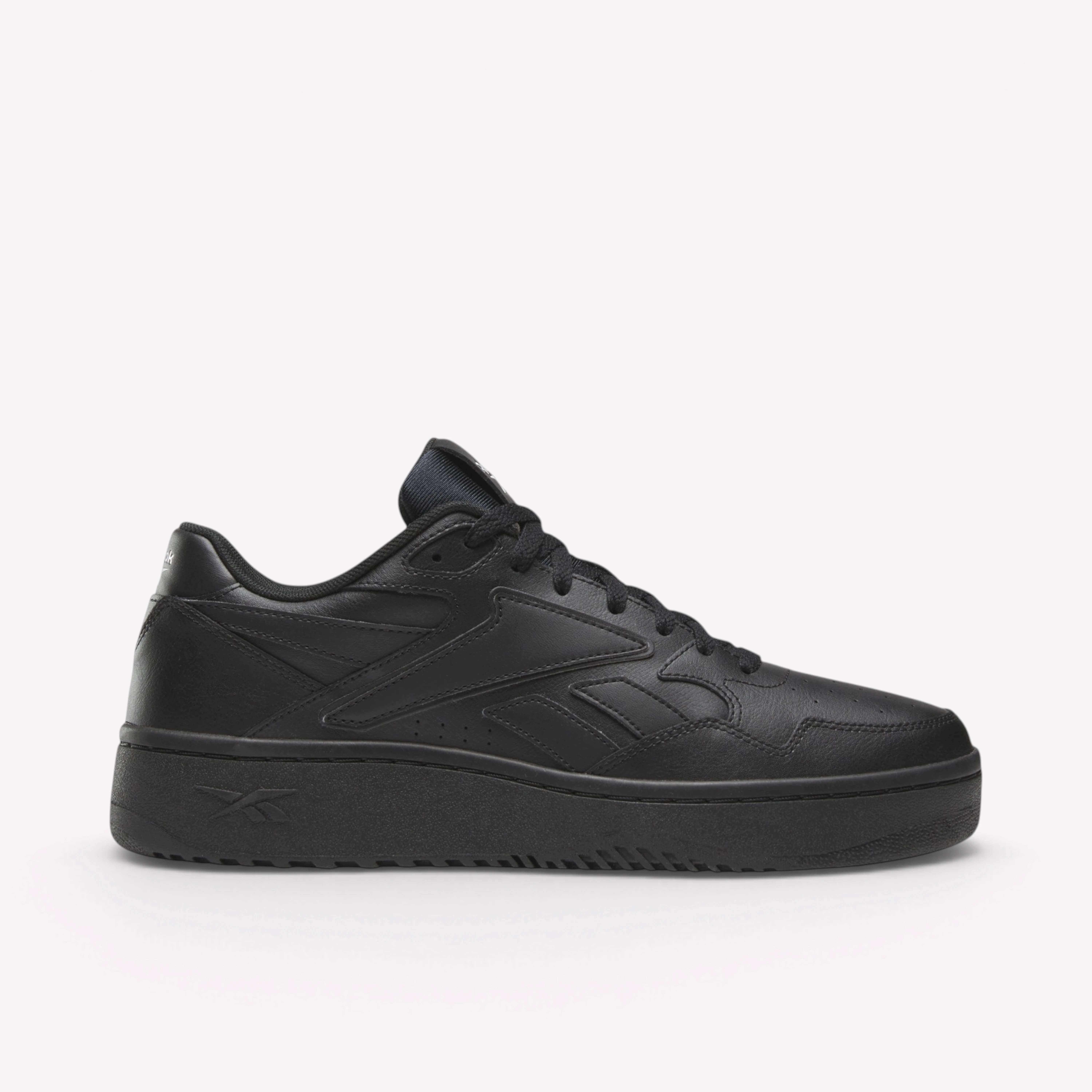 Inspirados en el legado de Reebok de los a&ntilde;os 90, reinventan un estilo cl&aacute;sico de baloncesto con una parte superior de cuero suave.