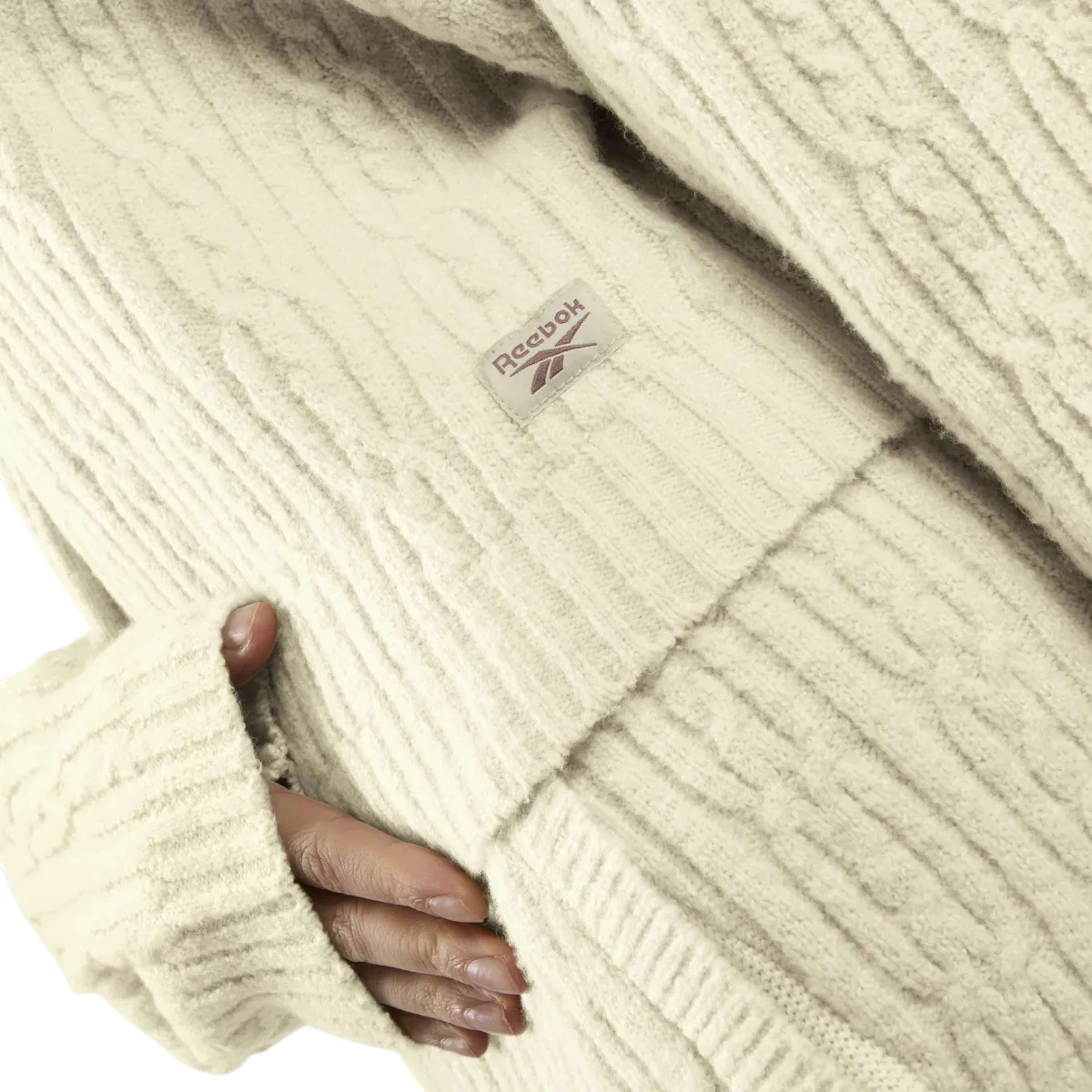 Sudadera Elevated Athletic Cable Knit Hoodie image number 3