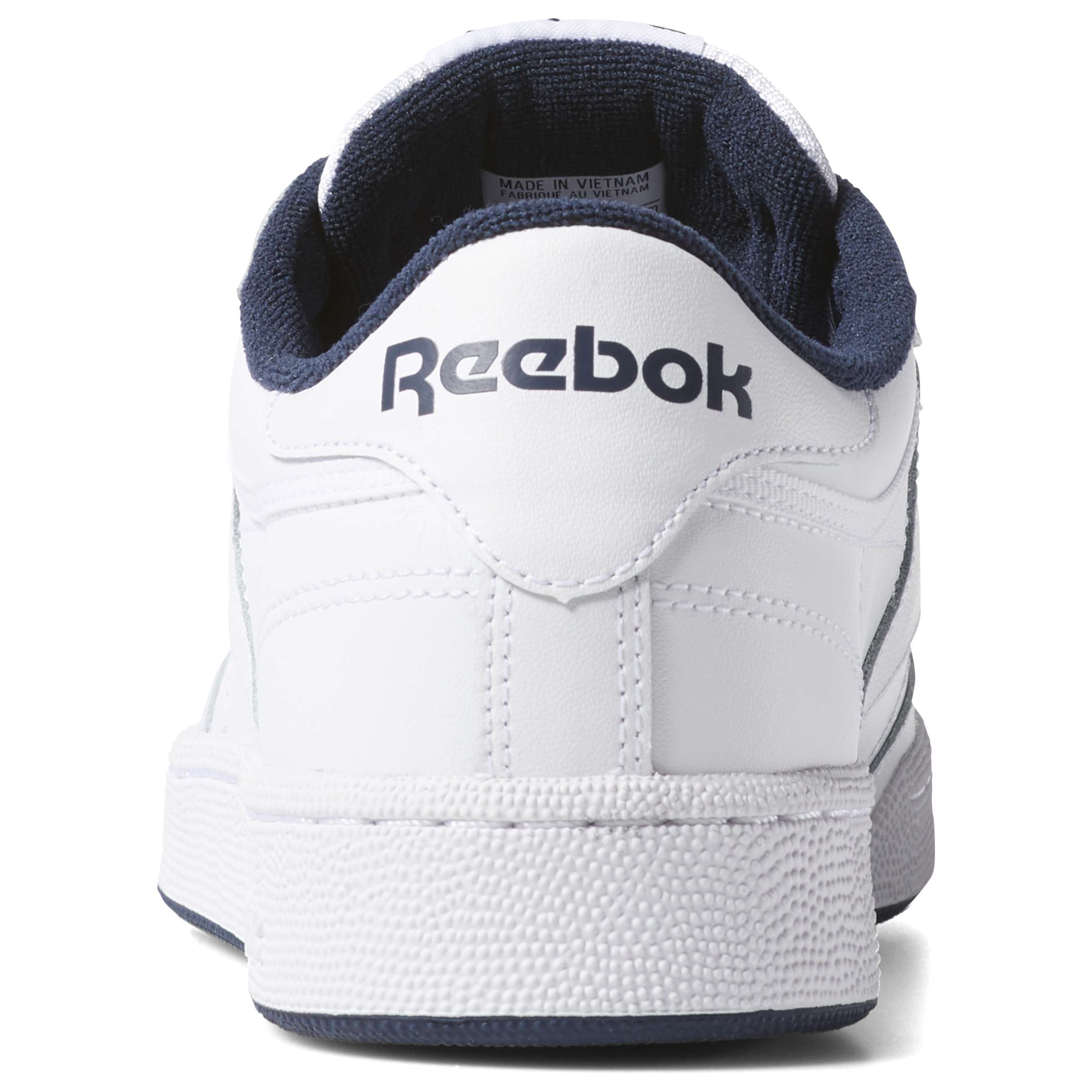 Un estilo sencillo significa que estos tenis de cuero flexible combinan con todo. Porque a veces no tienes que decir nada para hacer una declaración. image number 5