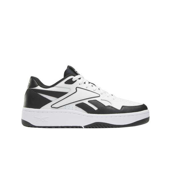 Inspirados en el legado de Reebok de los años 90, reinventan un estilo clásico de baloncesto con una parte superior de cuero suave.