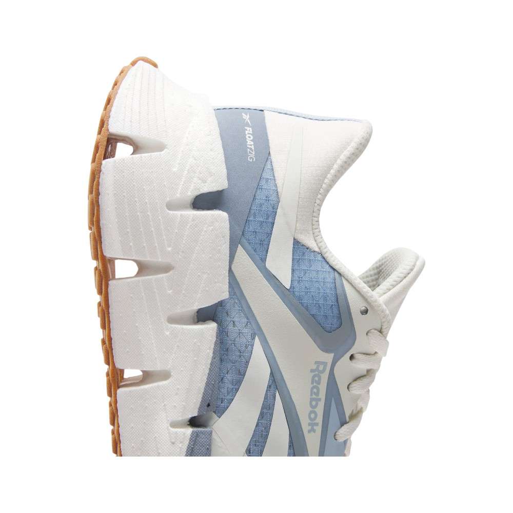 El FloatZig 1 de Reebok combina suavidad y elasticidad, diseñados para inspirar a salir al aire libre y correr. image number 6
