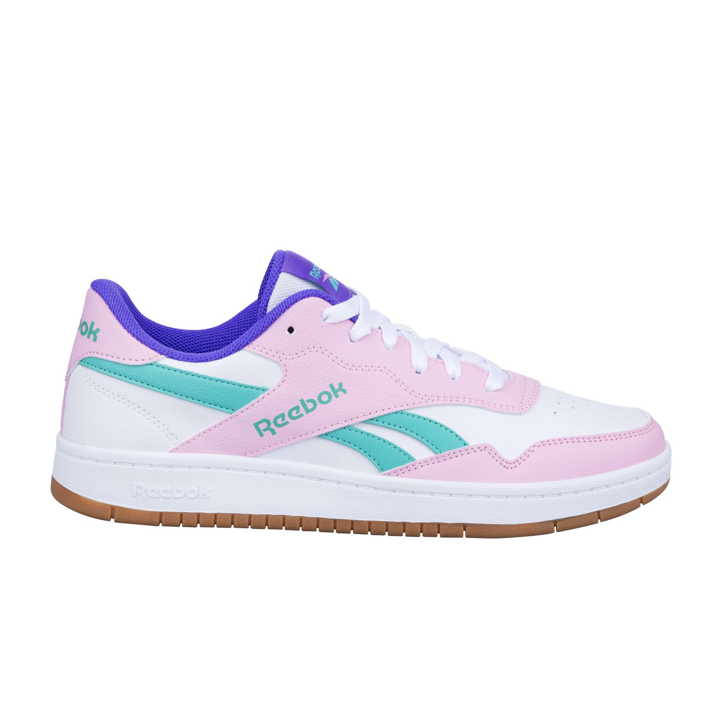 Los tenis Reebok BB1000 combinan un estilo clásico de baloncesto con un diseño funcional para el día a día.