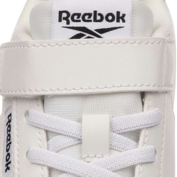 El estilo Reebok que te encanta en una silueta clásica de tenis vintage que se puede usar de manera elegante o informal. image number 6