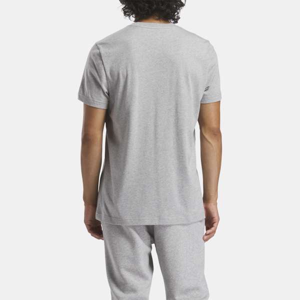 Playera Classics Identity Playera Classics Identity