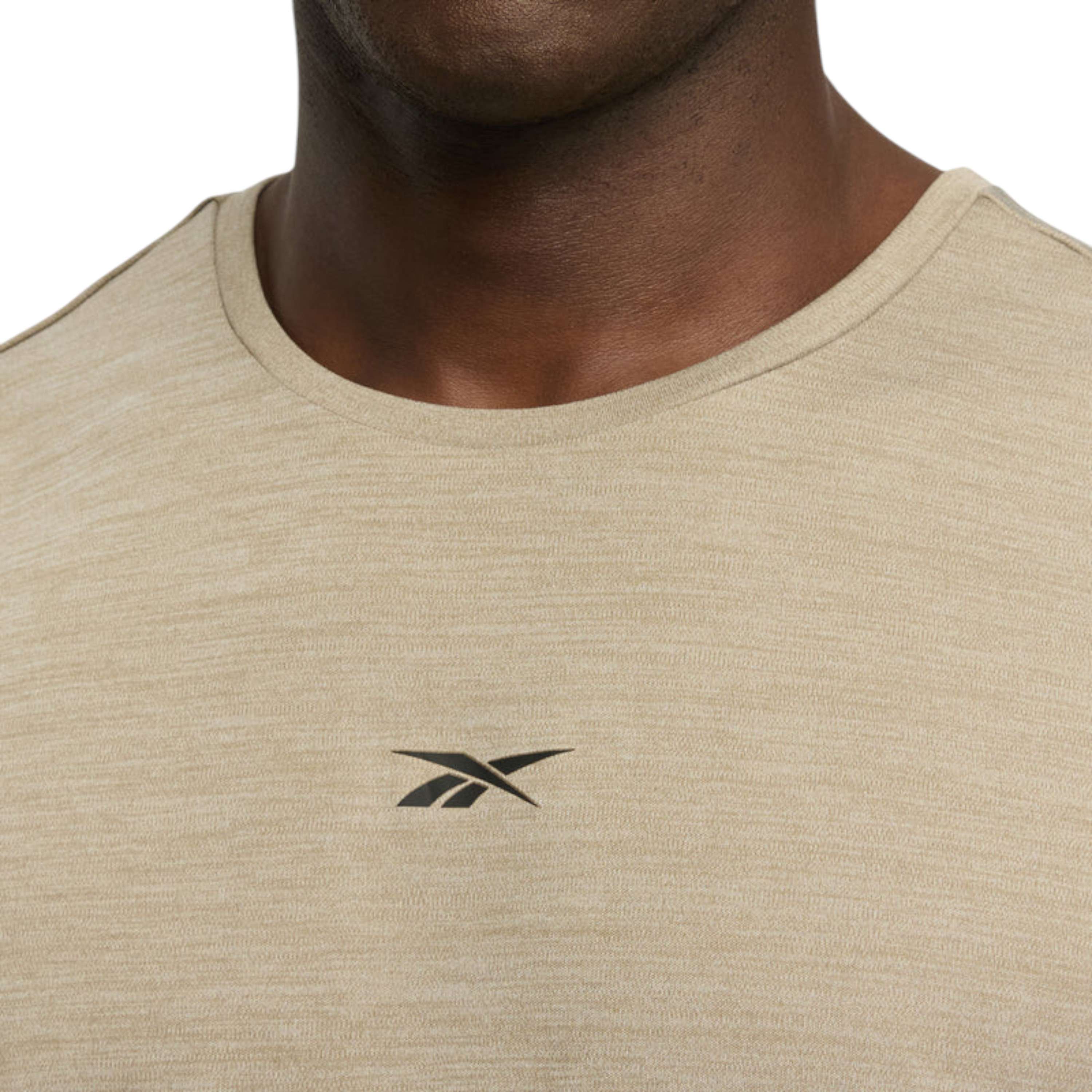 Tank Yoga Relajado image number 3