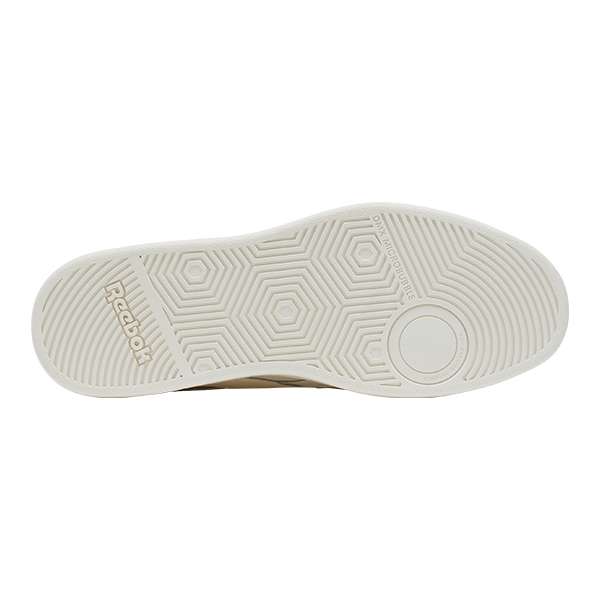 El estilo Reebok que te encanta en una silueta clásica de tenis vintage que se puede usar de manera elegante o informal. image number 4