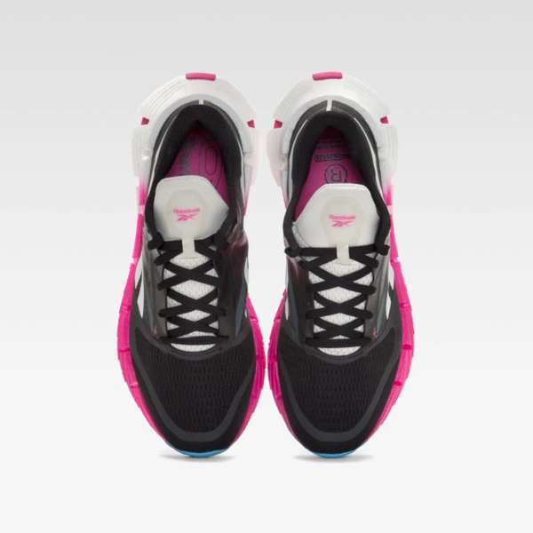 El FloatZig 1 de Reebok combina suavidad y elasticidad, diseñados para inspirar a salir al aire libre y correr. image number 6