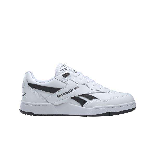 Siéntete como si hubieras encontrado un par de tenis Reebok antiguos en el sótano de alguien. Esa es la vibra de tus próximos BB 4000 II. image number 0