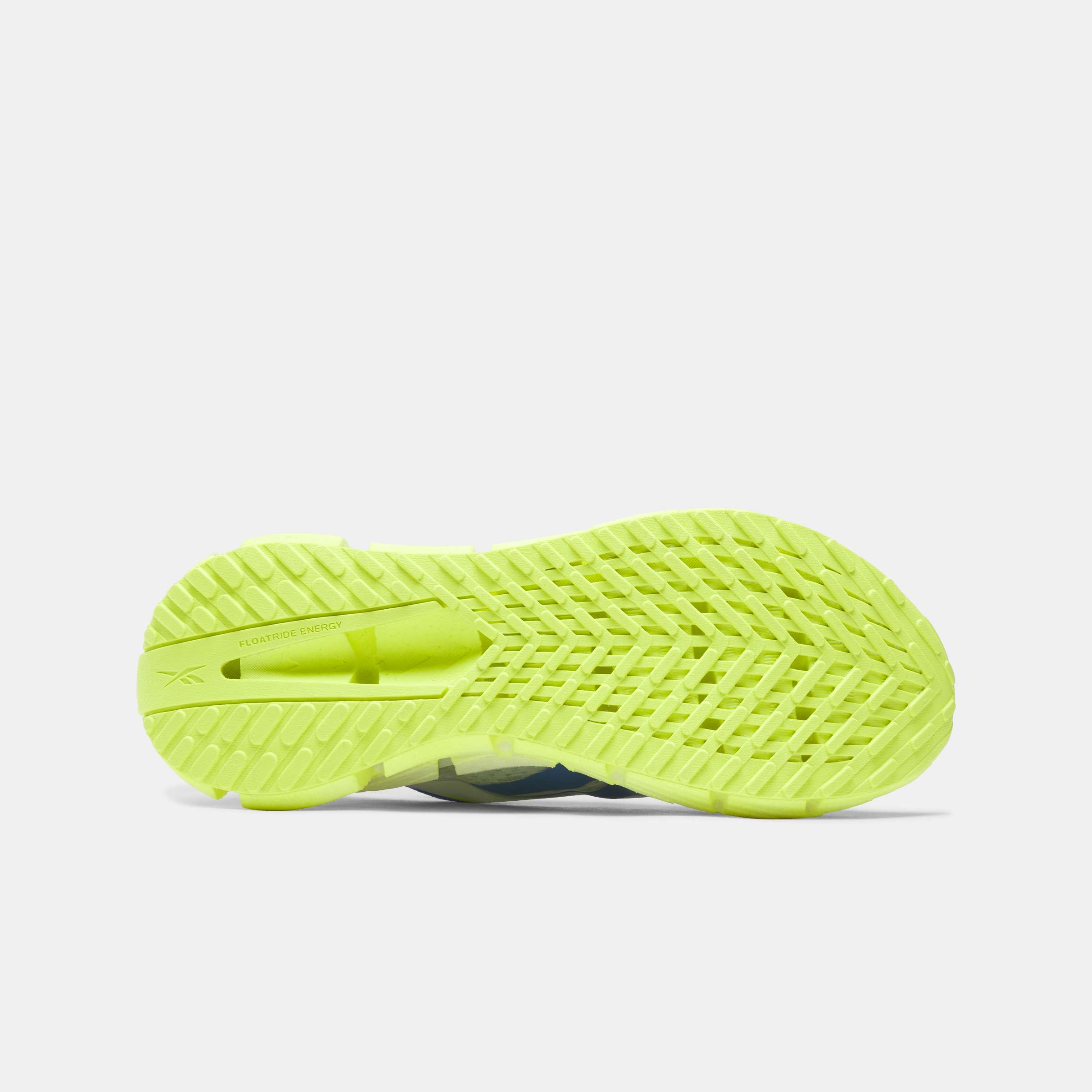 El FloatZig 1 de Reebok combina suavidad y elasticidad, diseñados para inspirar a salir al aire libre y correr.