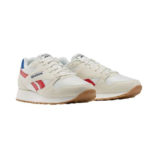 Tenis Ultra Flash La parte superior de nailon con gamuza sintética ofrece un aspecto texturizado a tus outfits de todos los días.