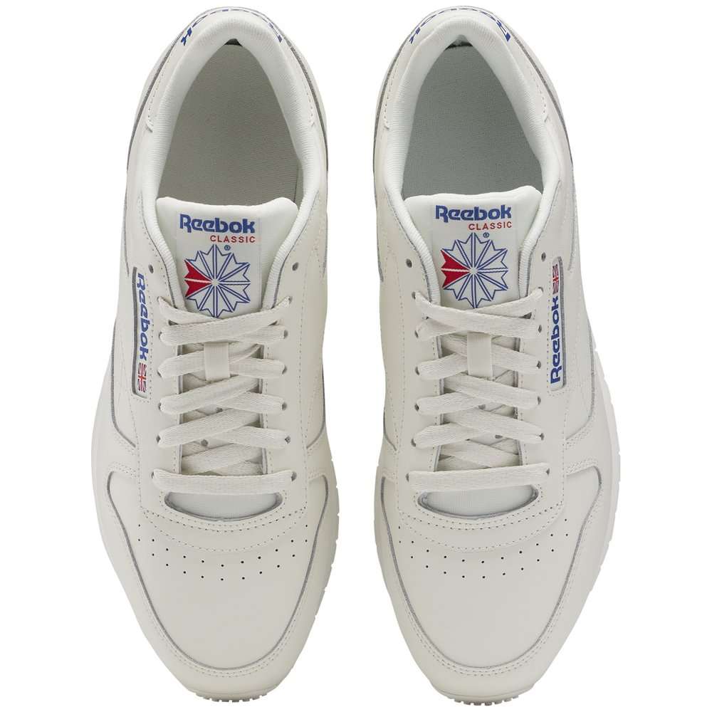 Un homenaje al estilo Reebok de principios del siglo XX. Estos tenis tienen un aire retro que combina a la perfección con tu vida moderna. image number 4