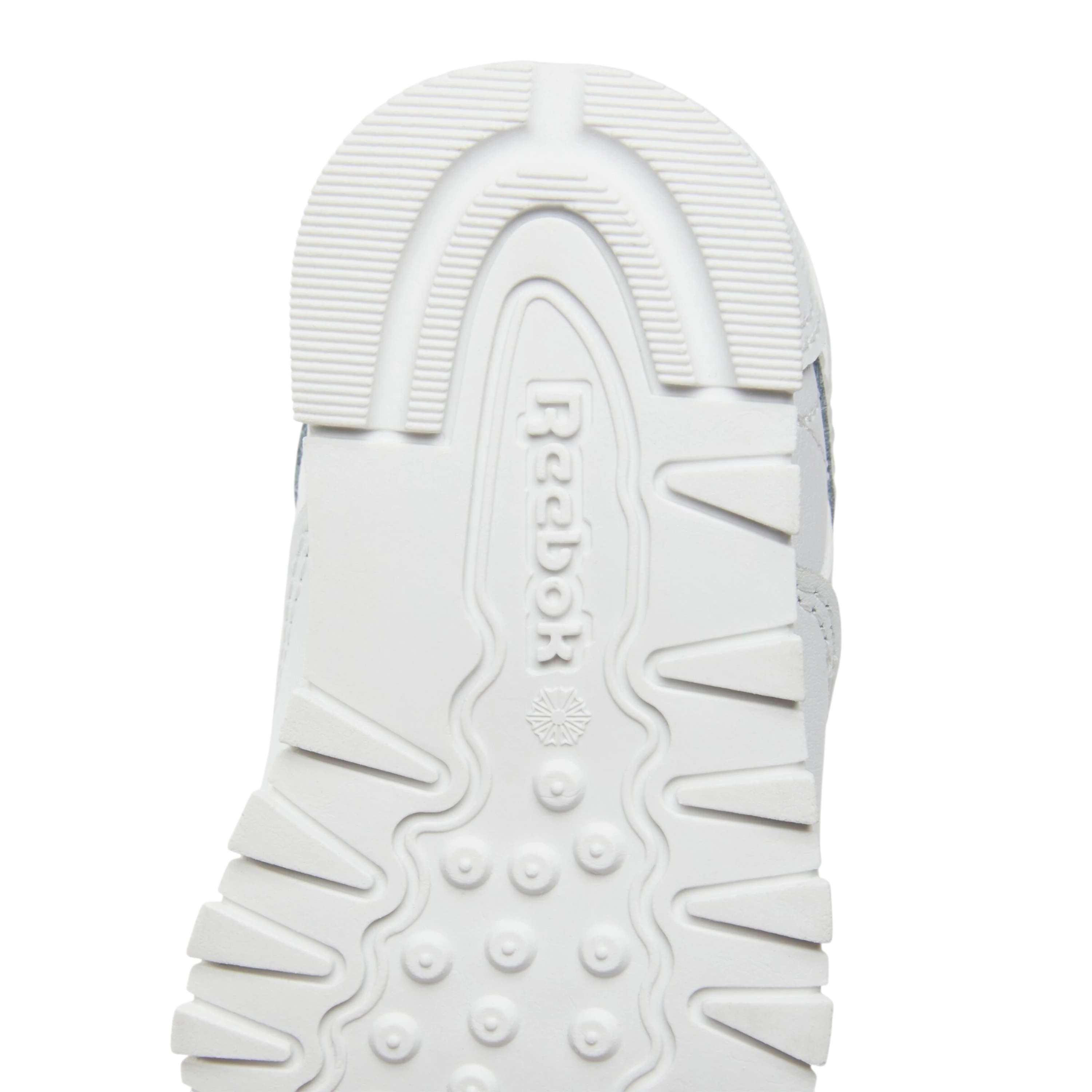 Tenis Classic Leather Blanco image number 6