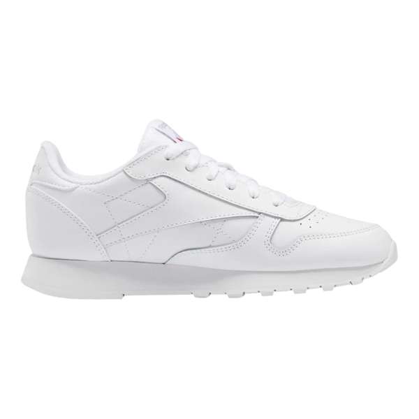 Tenis Classic Leather Un homenaje al estilo Reebok de principios del siglo XX. Estos tenis tienen un aire retro que combina a la perfección con tu vida moderna.