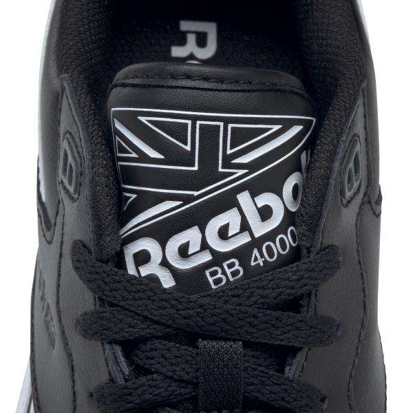 Siéntete como si hubieras encontrado un par de tenis Reebok antiguos en el sótano de alguien. Esa es la vibra de tus próximos BB 4000 II. image number 6