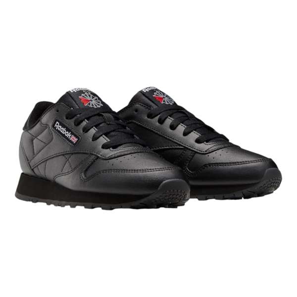 Tenis Classic Leather Un homenaje al estilo Reebok de principios del siglo XX. Estos tenis tienen un aire retro que combina a la perfección con tu vida moderna.