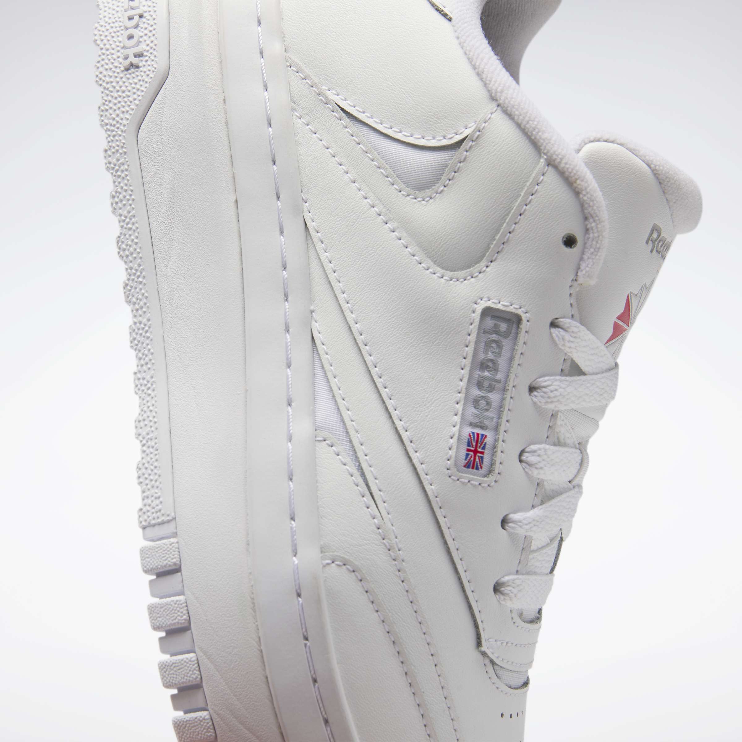 Ser súper extra es algo bueno. Estos zapatos Club C Extra lo demuestran. Una entresuela de plataforma exagerada te brinda un punto de vista elevado. image number 9