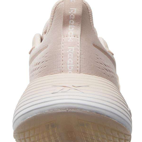 Con amortiguación DMX que proporciona una sensación elástica al caminar, además de una parte superior de malla ligera y transpirable. image number 7