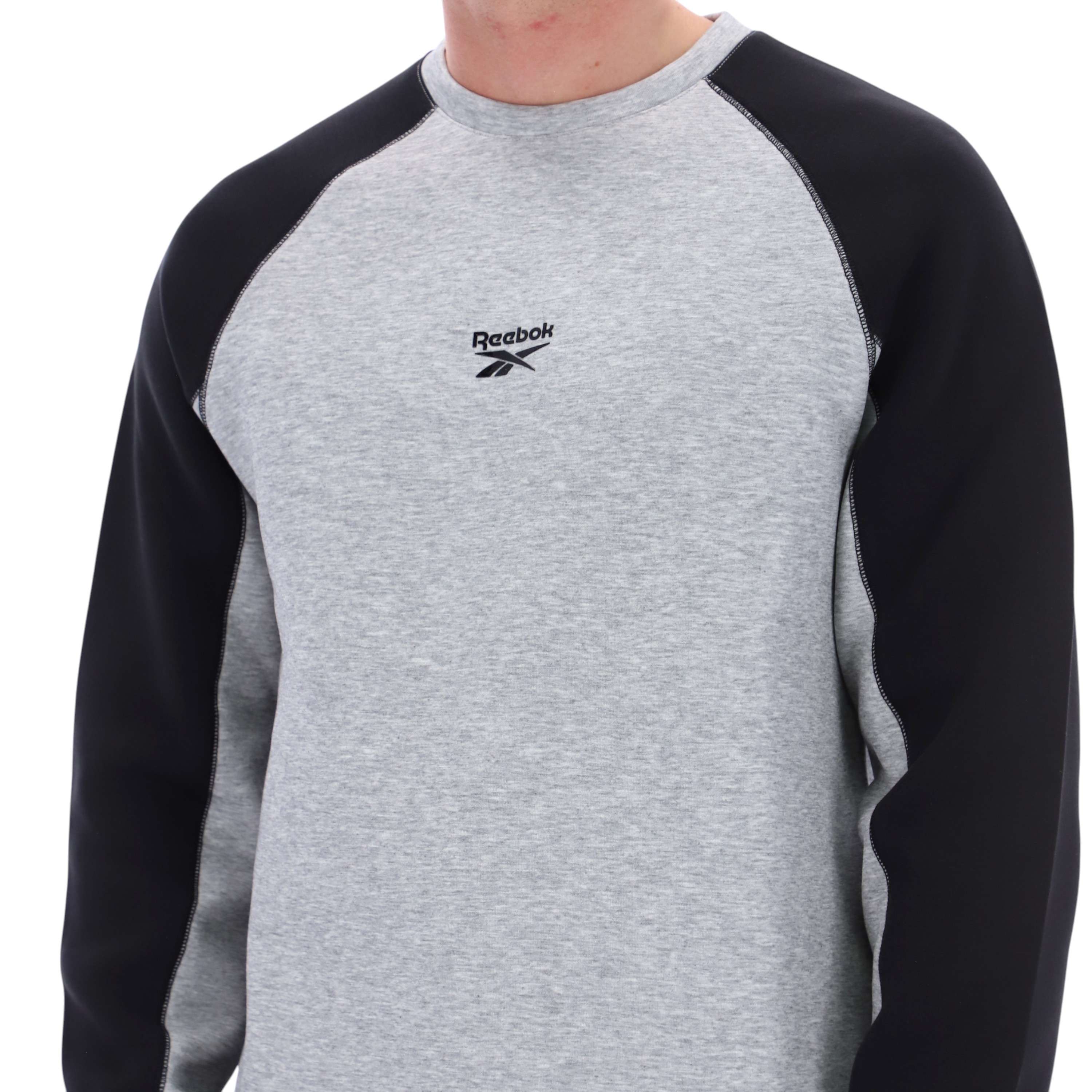 Sudadera Cut and Sew Cuello Redondo image number 3