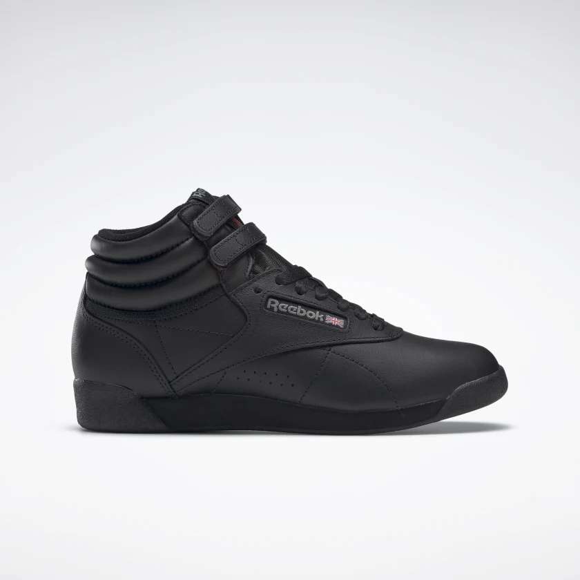 A la última, en tendencia y de moda: descubre nuestra popular silueta Freestyle Hi en colores atemporales. image number 0