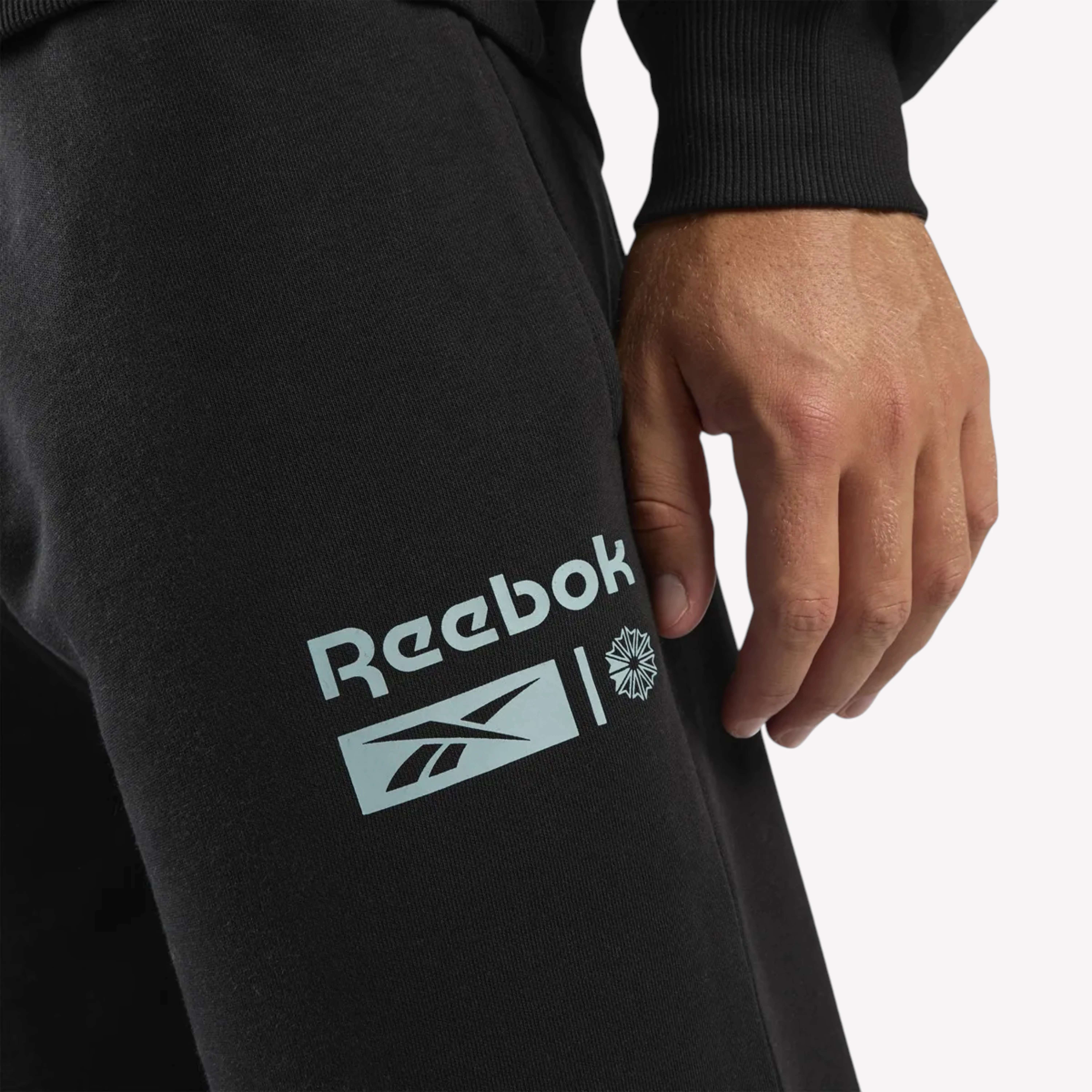 Pantal&oacute;n Id Tech Logo French Terry Jogger Pants