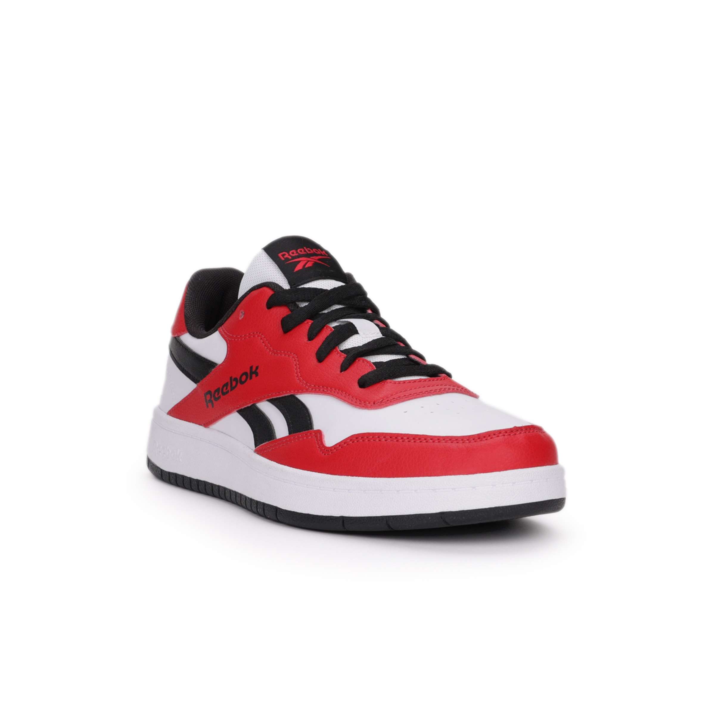 Los tenis Reebok BB1000 combinan un estilo clásico de baloncesto con un diseño funcional para el día a día.