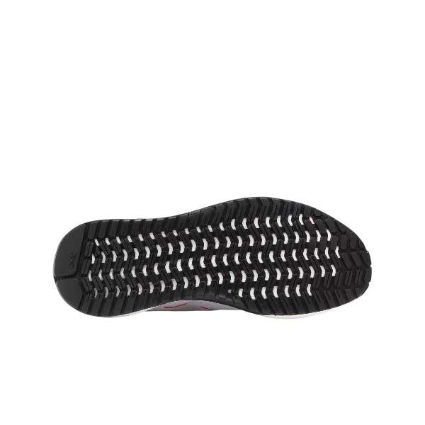Ideales para el gimnasio y diversas actividades, con una malla superior transpirable que favorece la circulación del aire. image number 3