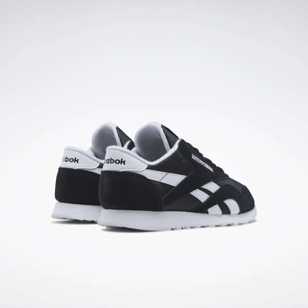 Tenis Classic Nylon Tenis Classic Nylon