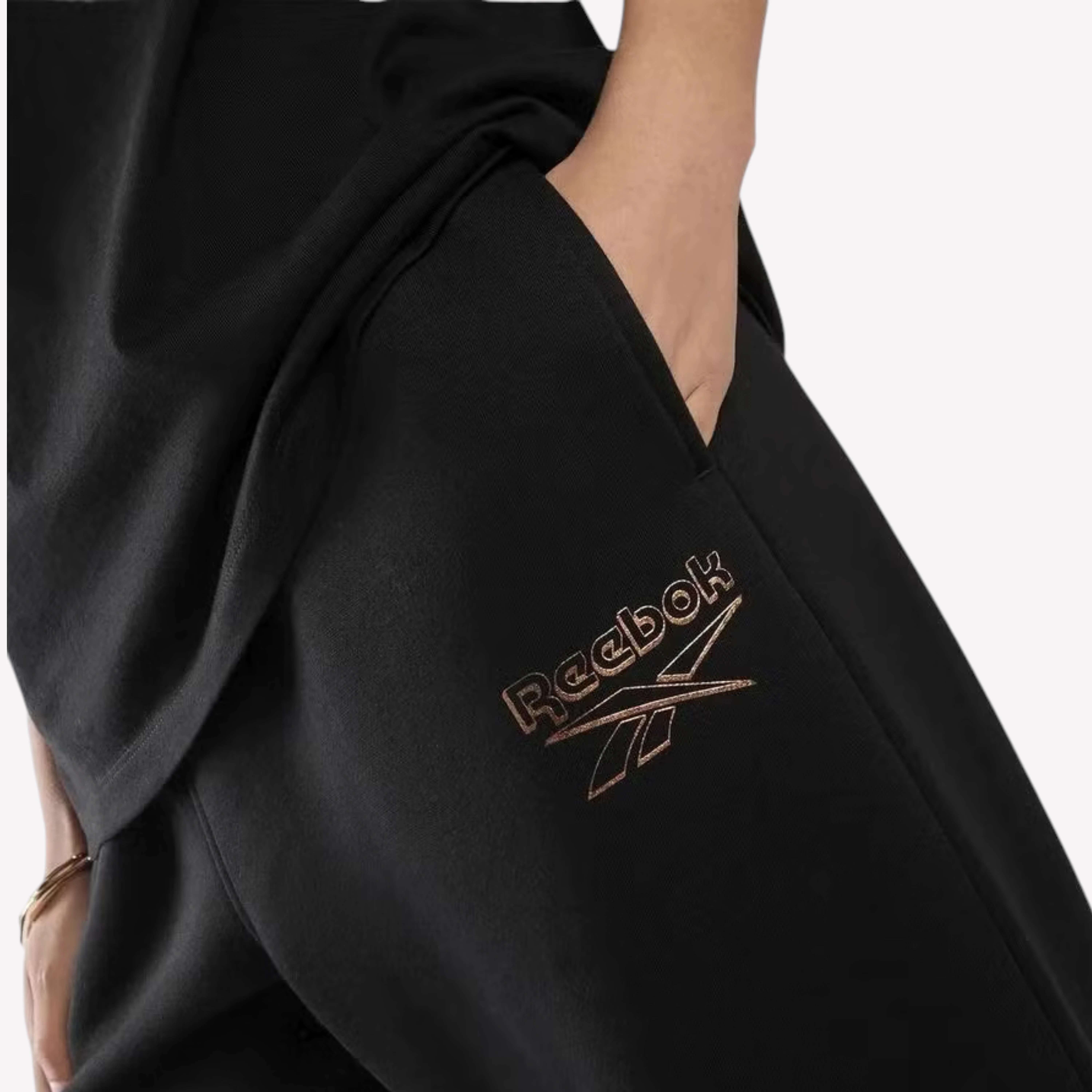 Pantal&oacute;n Id Shimmer Flex Fleece Relaxed Pants