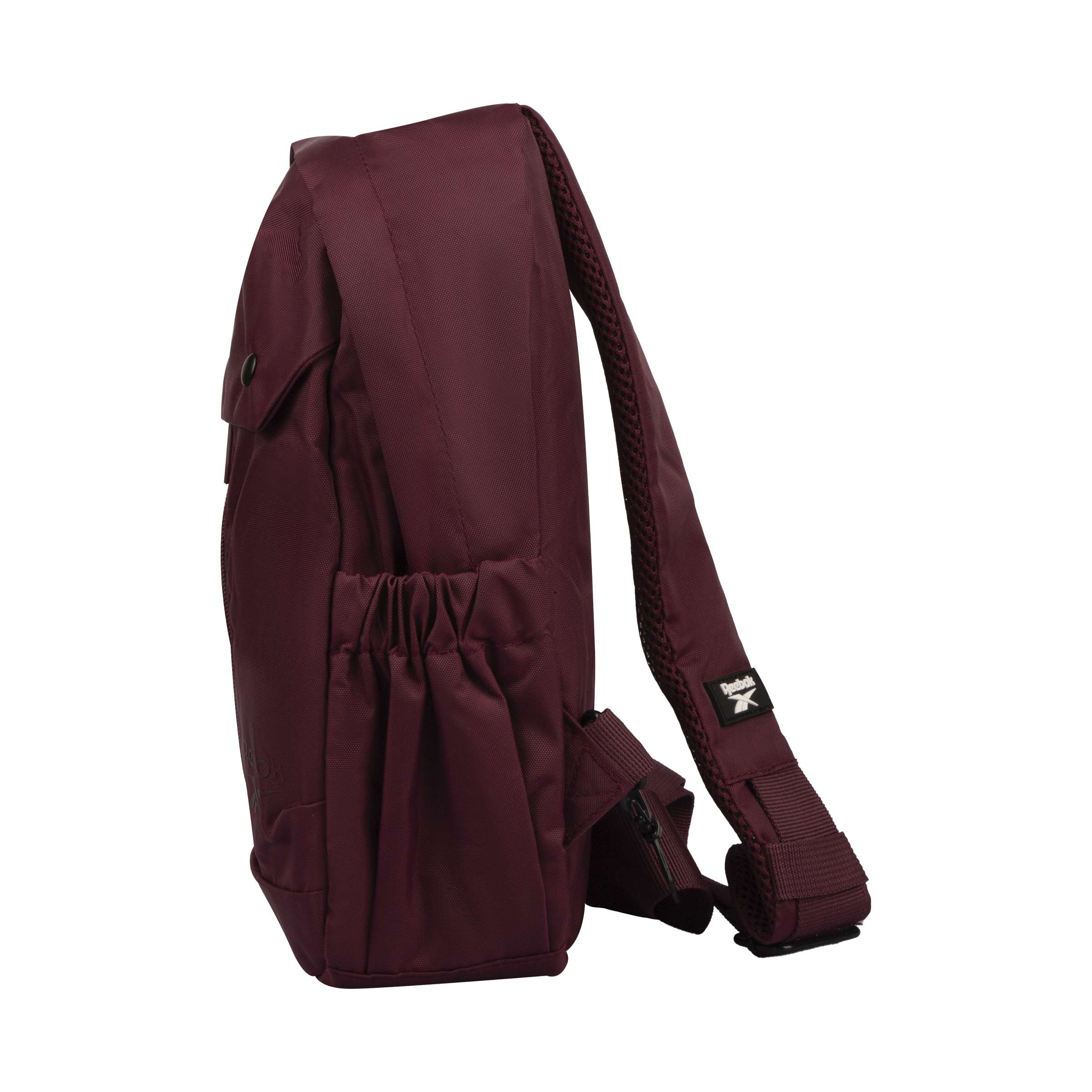 Lleva tus b&aacute;sicos con estilo con un crossbody Reebok pr&aacute;ctico, ligero y perfecto para el d&iacute;a a d&iacute;a en la ciudad.