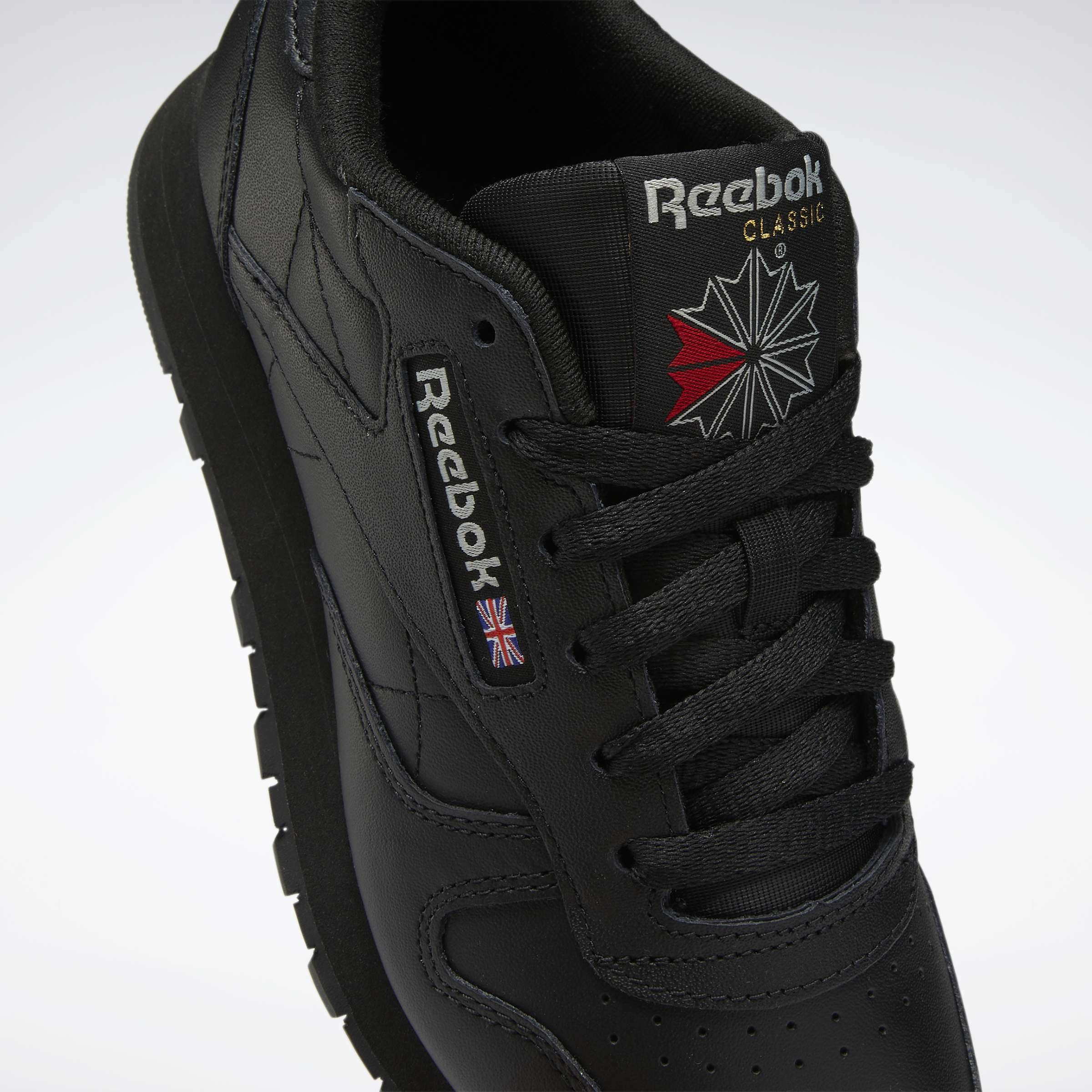 Un homenaje al estilo Reebok de principios del siglo XX. Estos tenis tienen un aire retro que combina a la perfección con tu vida moderna. image number 7