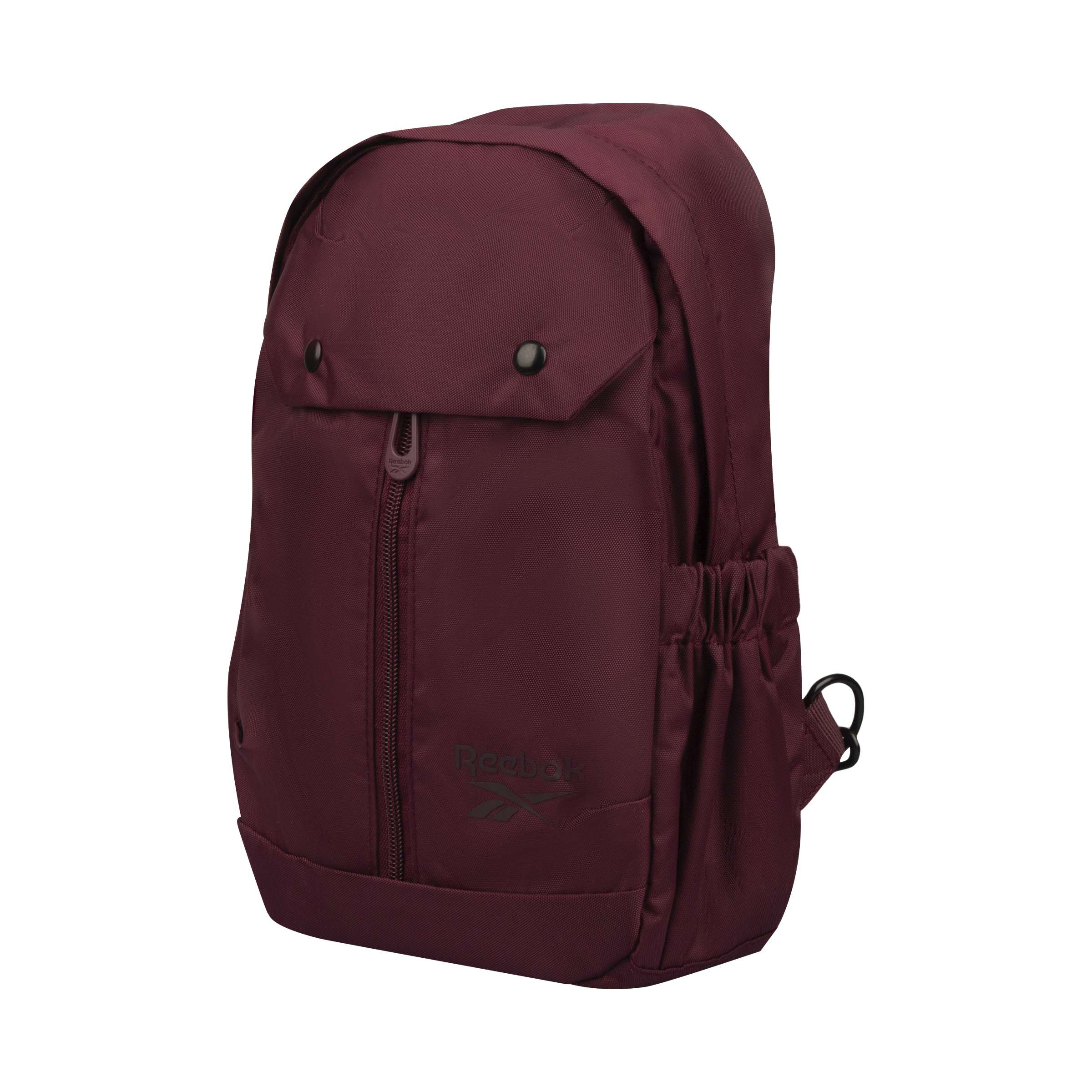 Lleva tus b&aacute;sicos con estilo con un crossbody Reebok pr&aacute;ctico, ligero y perfecto para el d&iacute;a a d&iacute;a en la ciudad. image number 4