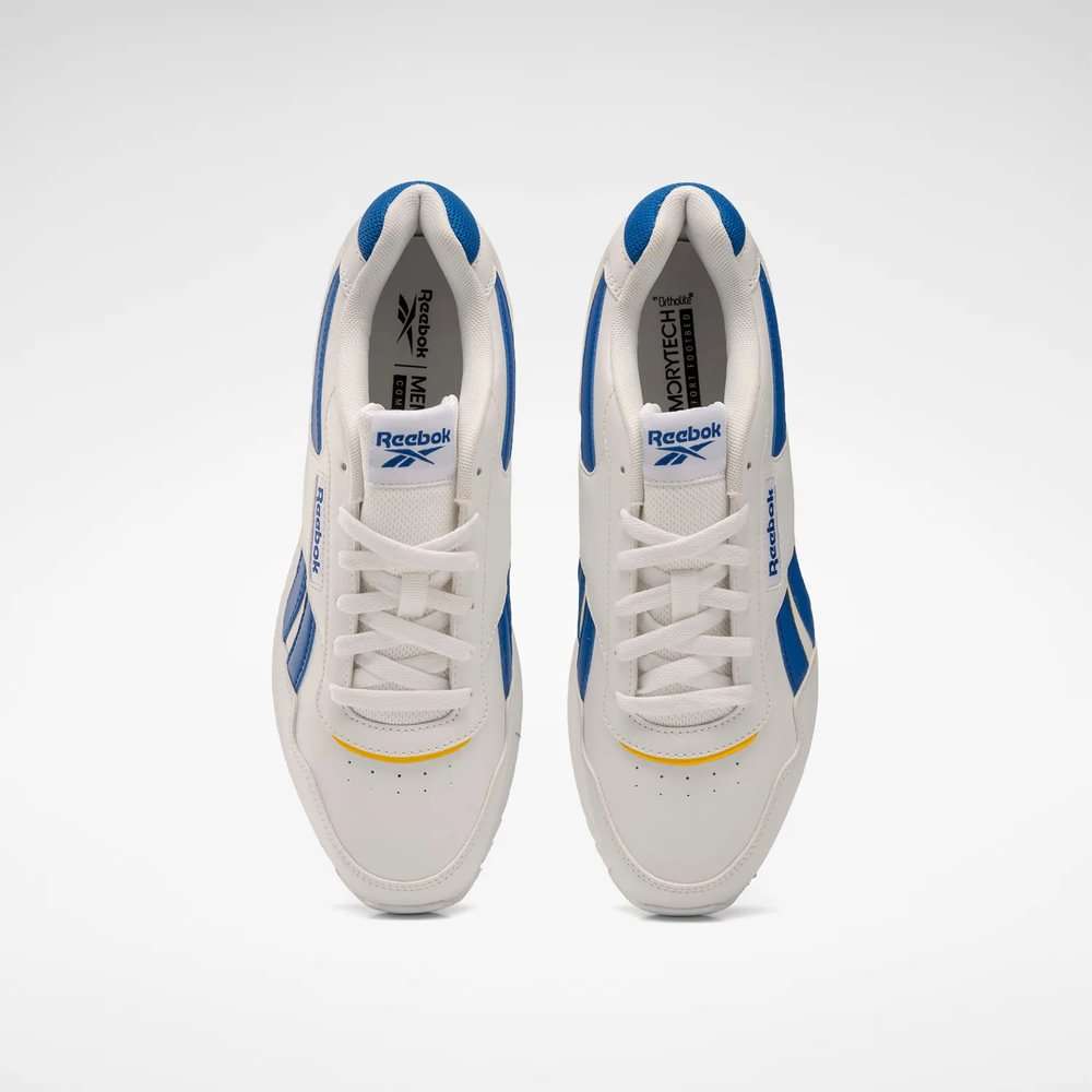 Con características clásicas de unos Reebok, pero destacándose por su suela ondulada y el clip TPU en el talón que les otorga un diseño único. image number 4